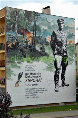 cc-dekutowski-mural-tarnobrzeg-wyspianskiego24-266x400 Hieronim Dekutowski - Cichociemny